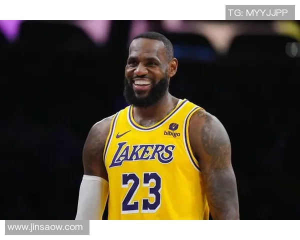 詹姆斯创历史新纪录成首位4万分1万板1万助的传奇球员